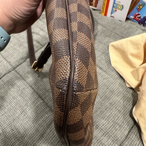 Louis Vuitton Bloomsbury PM - Picture 10 of 16